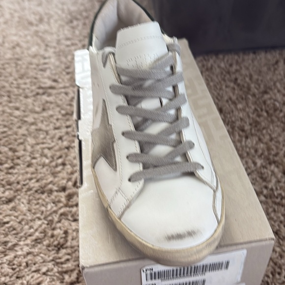 Like new Golden Goose superstar 38 - Picture 4 of 15